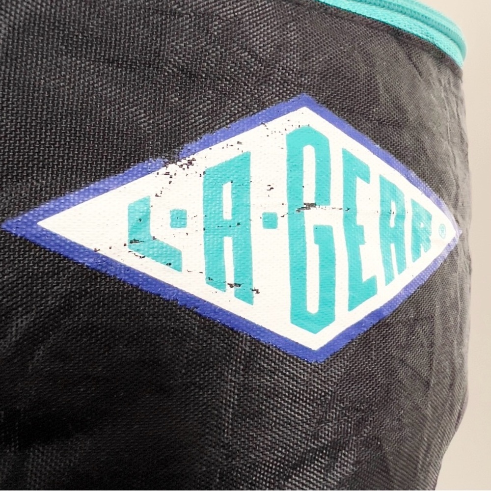 Vintage L.A. Gear Black and Teal Fanny Pack Belt Bag - Picture 9 of 14